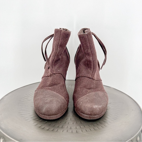 Tom’s Brown Wedge Booties - Picture 2 of 7